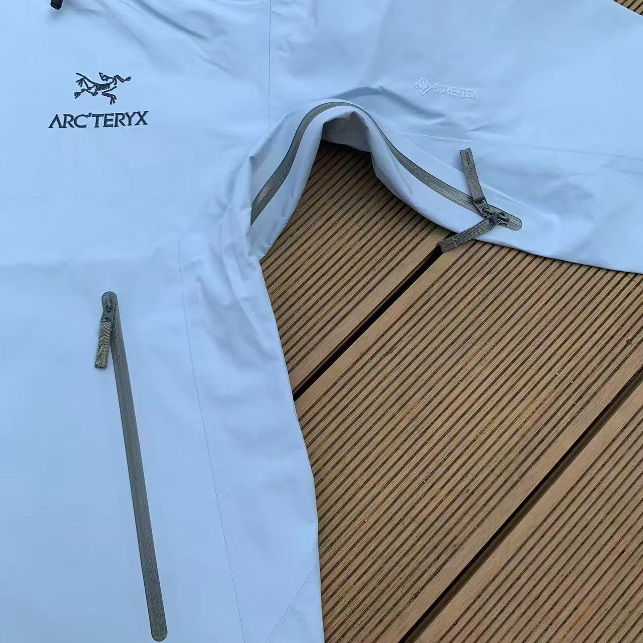 Arcteryx Beta Mens Waterproof Jacket - Baby Blue