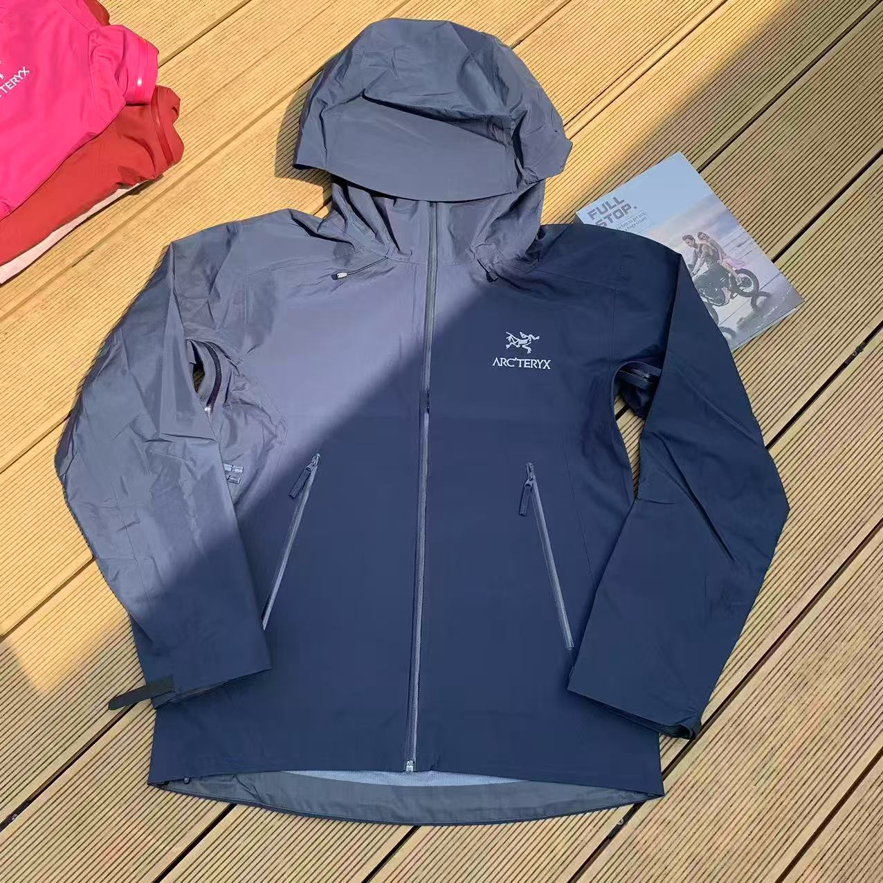 Arcteryx Beta Mens Waterproof Jacket - Navy Blue