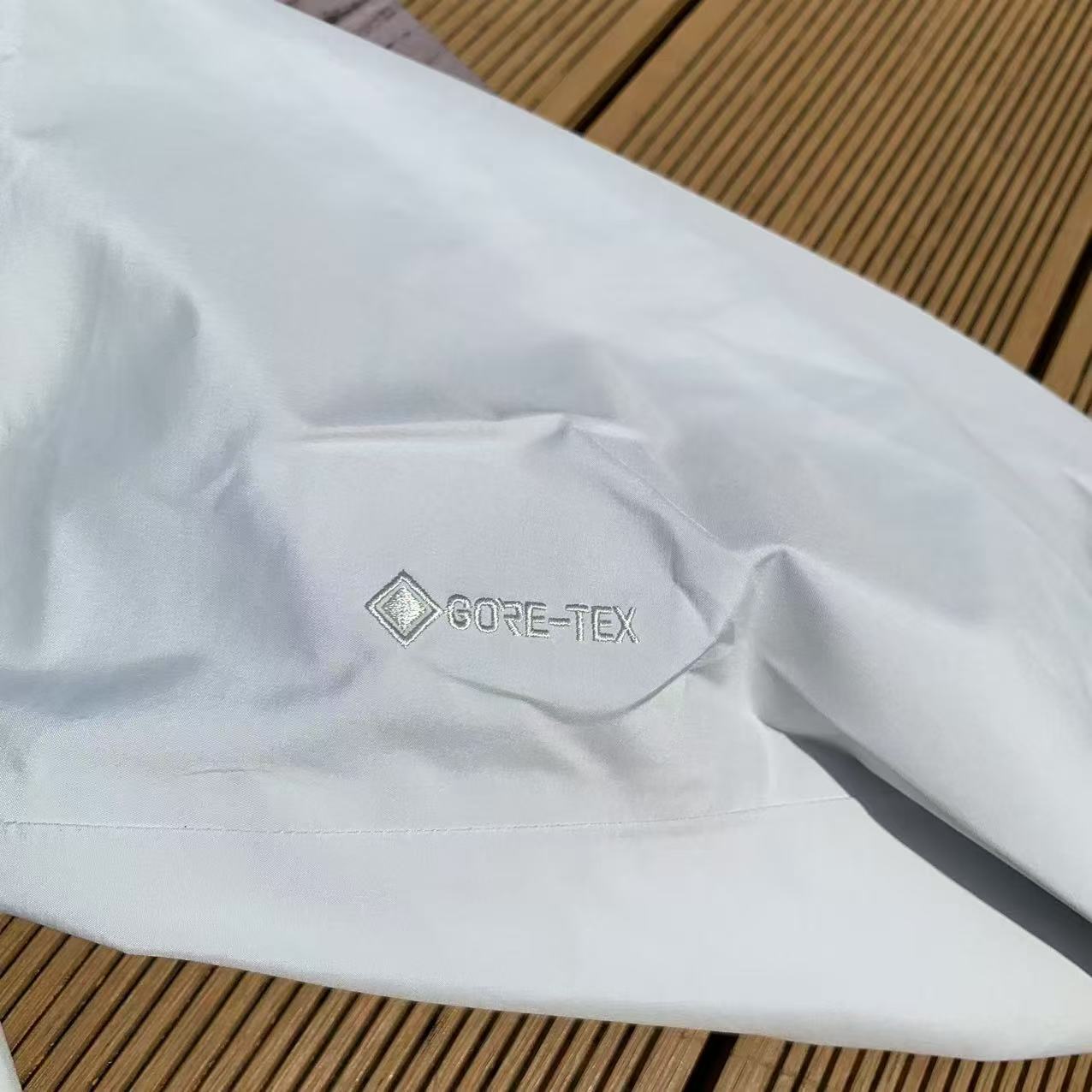 Arcteryx Beta Mens Waterproof Jacket - Snow White