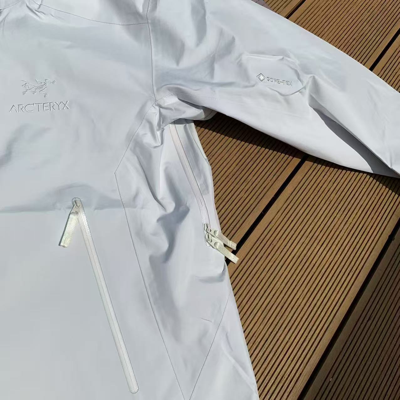 Arcteryx Beta Mens Waterproof Jacket - Snow White