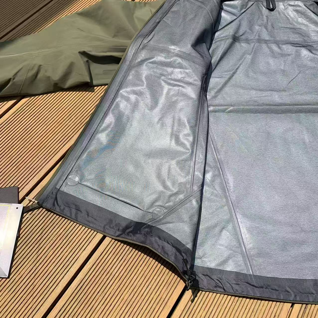 Arcteryx Beta Mens Waterproof Jacket - Olive Green