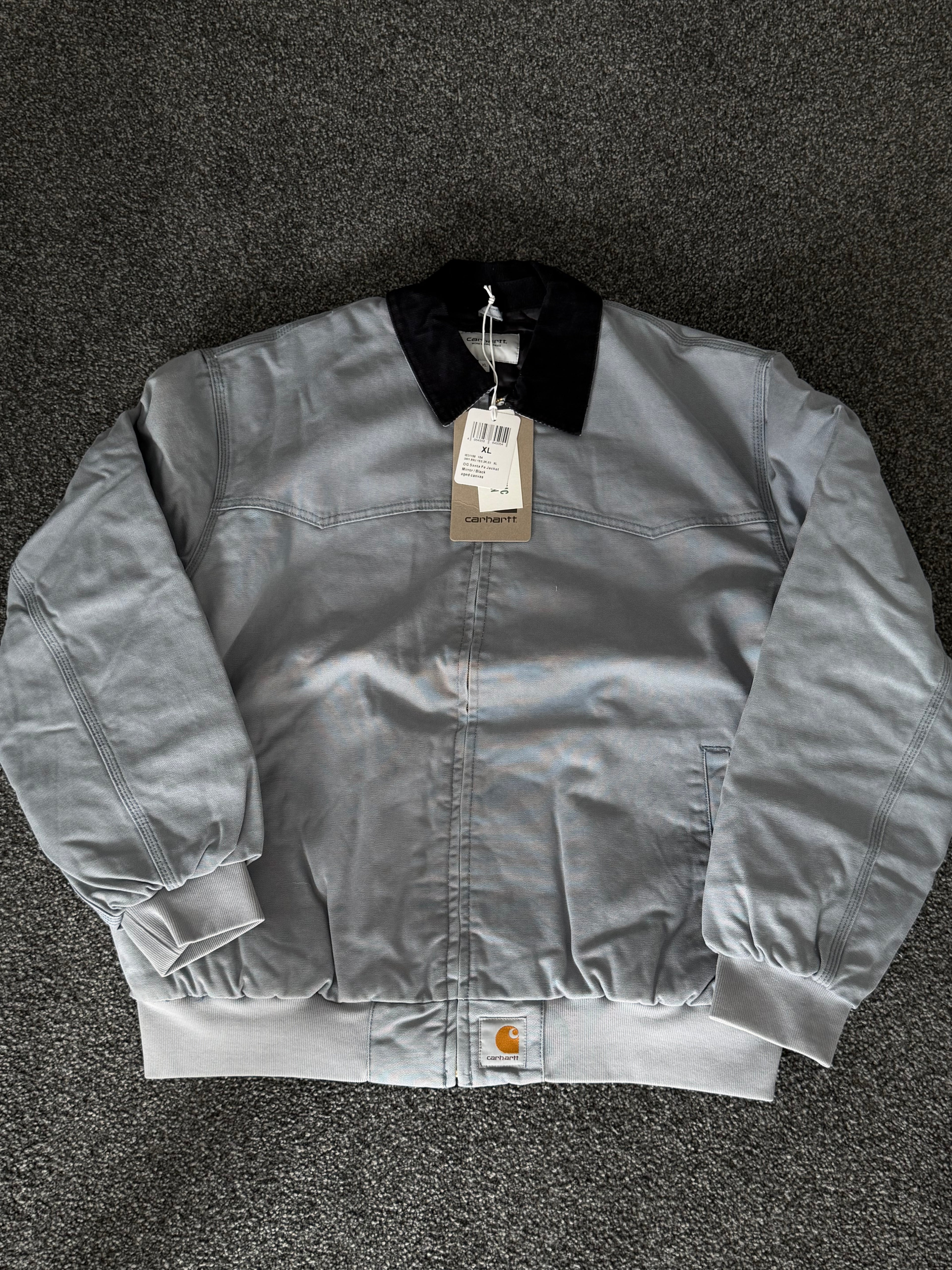 Carhartt OG Santa Fe Jacket
Mirror / Black Aged Canvas