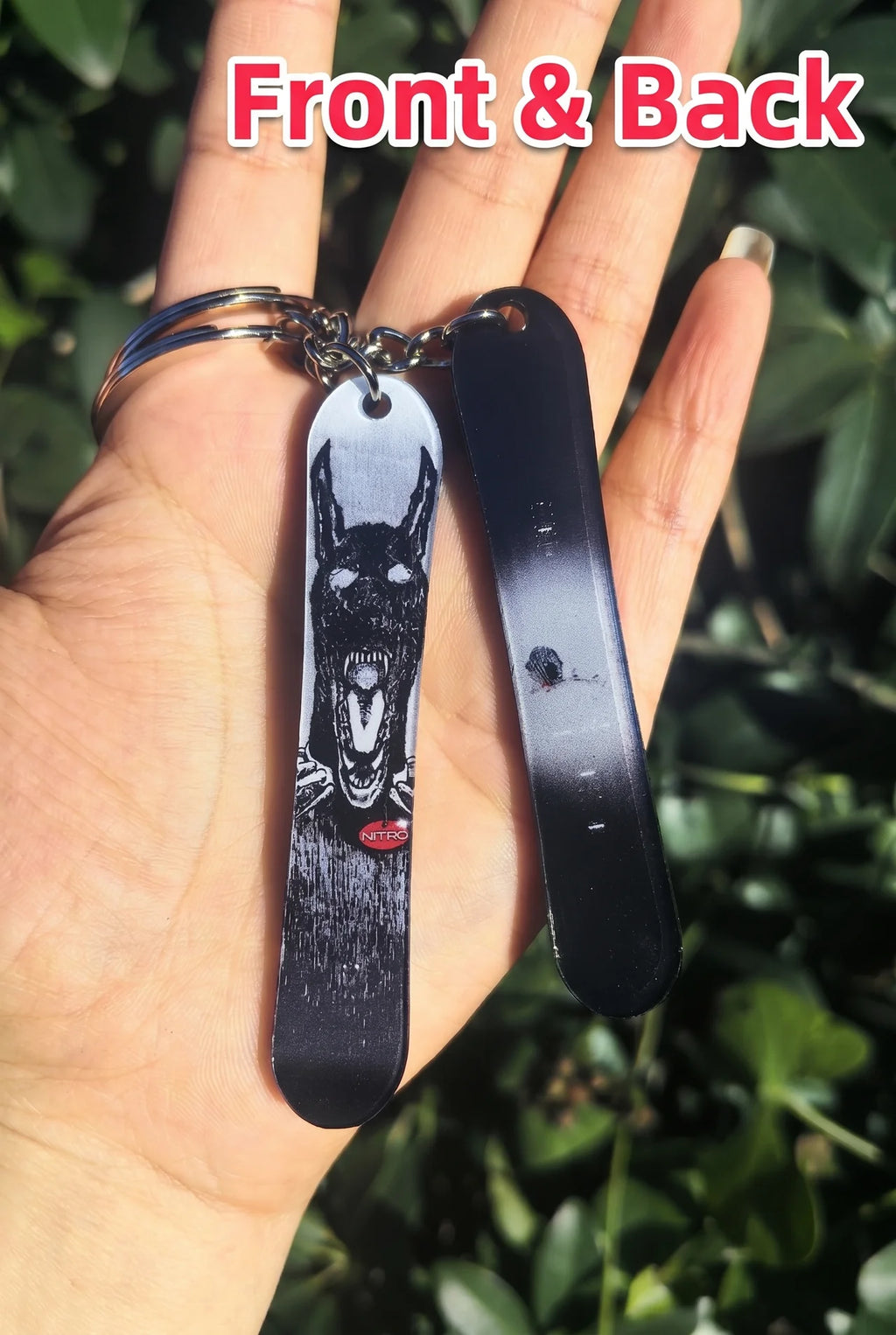 Mini Snowboard Keychain – Stylish Snowboard Pendant Keyring (Multiple Designs)