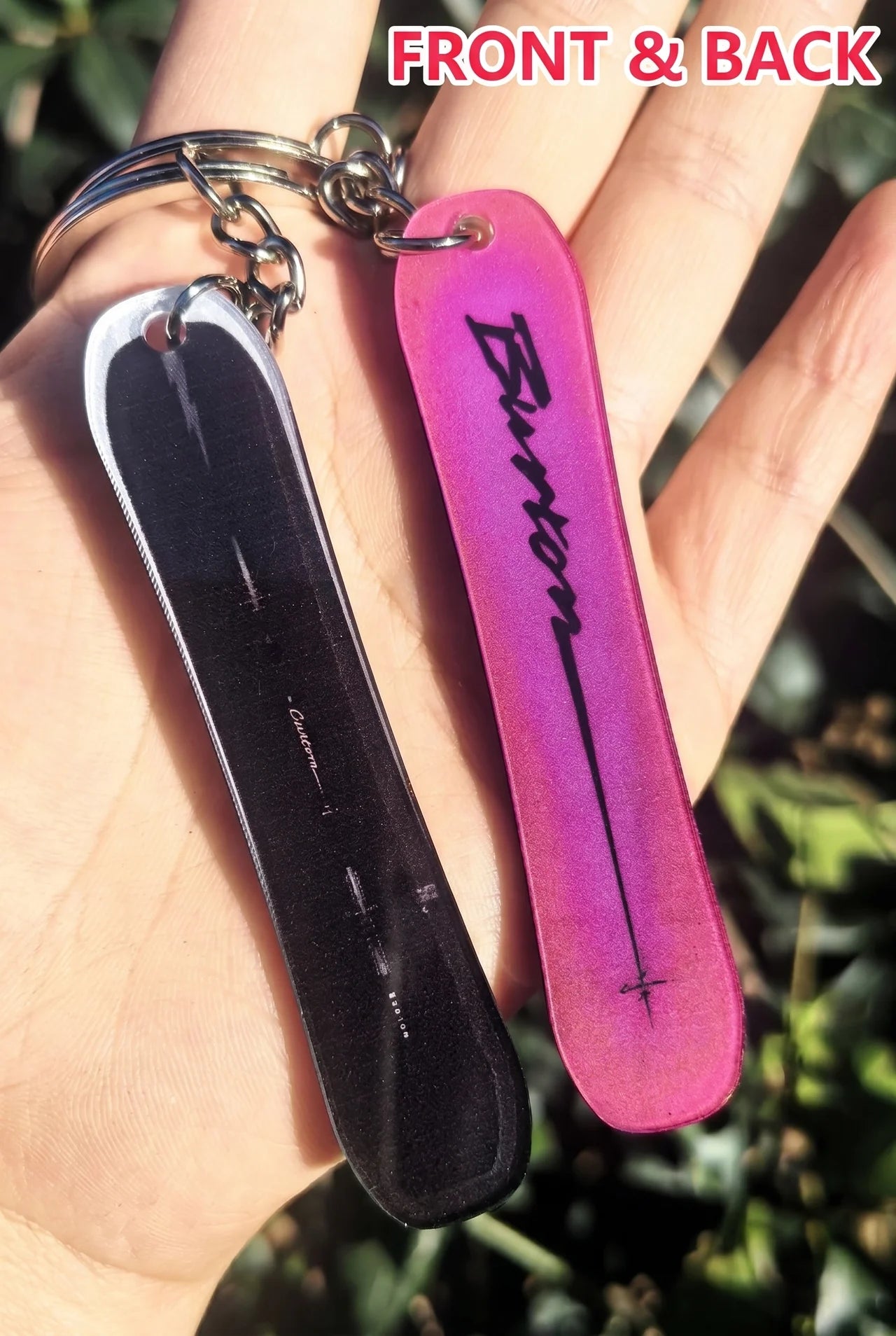 Mini Snowboard Keychain – Stylish Snowboard Pendant Keyring (Multiple Designs)